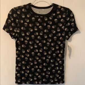 No Boundries Black Skull Print Women's Top Size Medium (7-9)